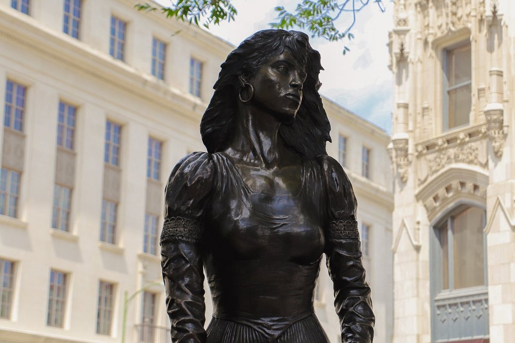 Statues of Heroes The Alamo