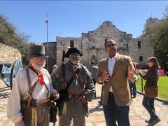 Congressman Will Hurd with Alamo living historians Congressman Will Hurd with Alamo living historians