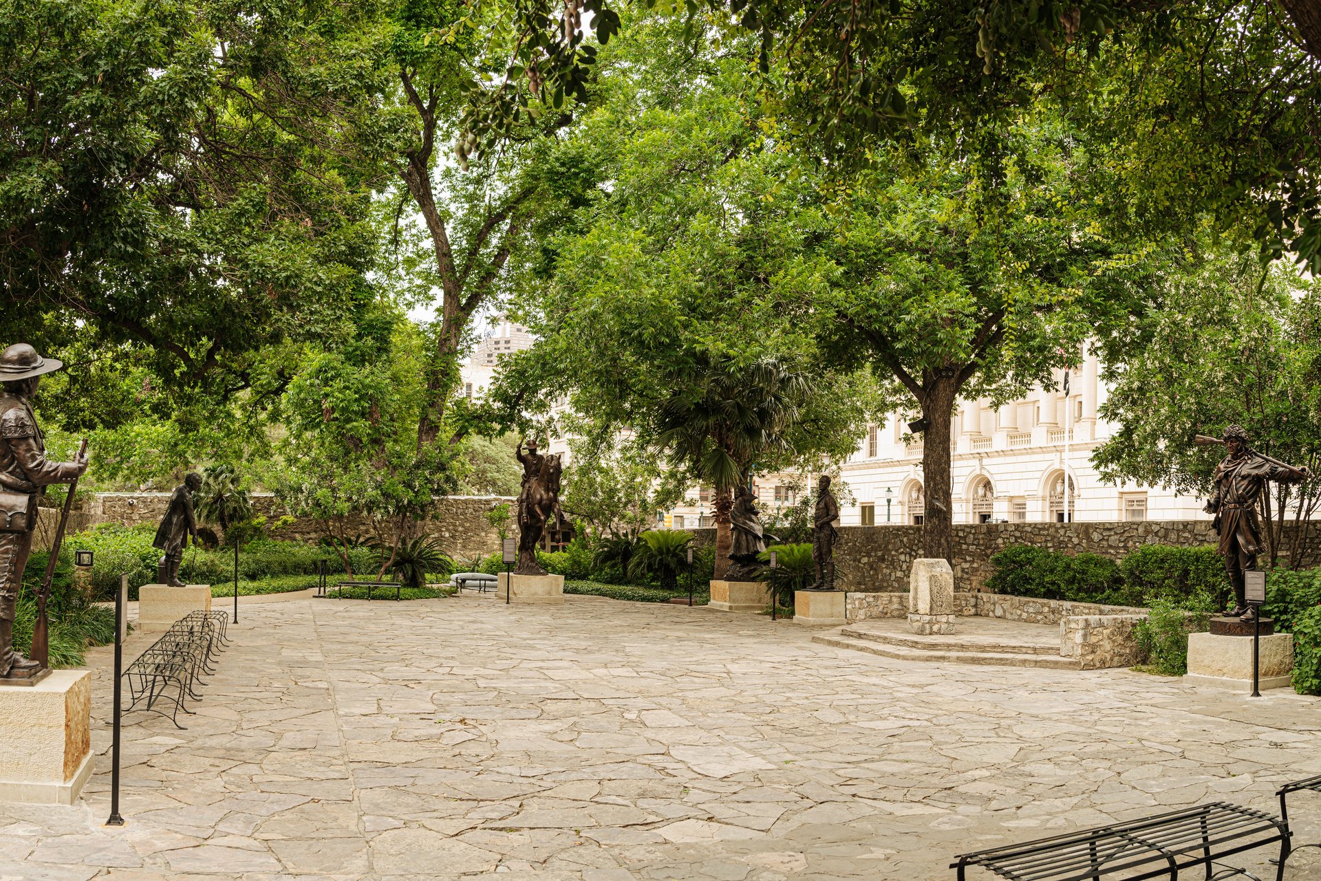 What's at the Alamo The Alamo