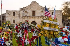 Floral wreaths in front of the Alamo to remember the Defenders