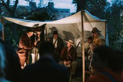 Living historians re-enact the night before the siege