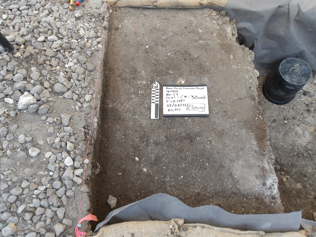 Rock level above a tiered strata level inside an excavation unit